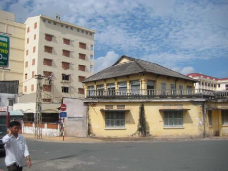 “Chảy máu” công sản ở Tiền Giang