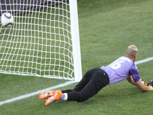 Thêm một Robert Green tại World Cup 2010
