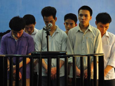 Vụ đánh người tại "Rẫy ông Thành" : Hủy án sơ thẩm, điều tra lại