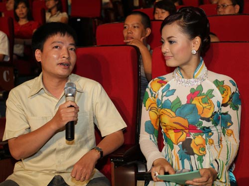 Báo chí là cầu nối thông tin