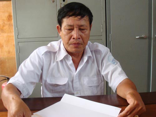 Bắt 3 cán bộ trạm cân nhận hối lộ