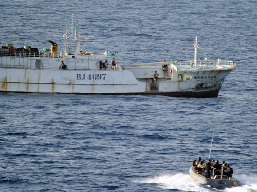 8 thủy thủ VN bị cướp biển Somalia bắt