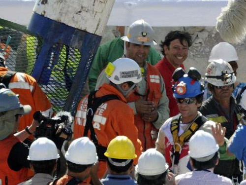 33 thợ mỏ Chile bán… kinh nghiệm cận kề cái chết