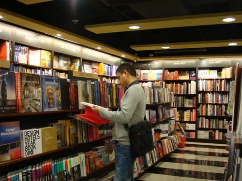 Trả lại sách cho thư viện sau… 65 năm