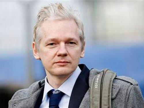 Ông chủ WikiLeaks- Julian Assange điều trần tại tòa án