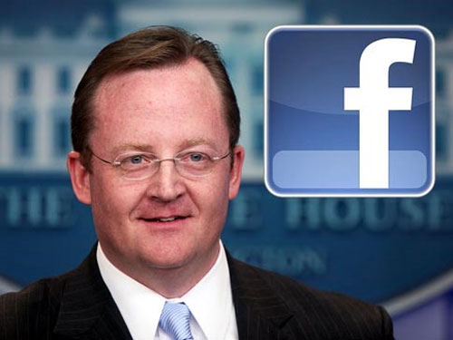 Facebook “chèo kéo” cựu thư ký Nhà Trắng