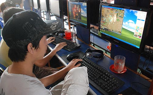 Hôm nay game online "lên thớt"