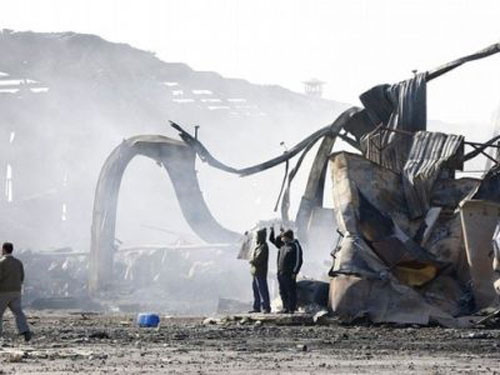 Phương Tây quyết định tiếp tục "nã" Libya