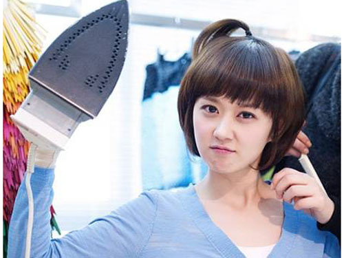 Jang Na Ra có gương mặt nhỏ hơn “bàn ủi”