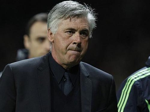 Torres “hại” ông thầy Ancelotti
