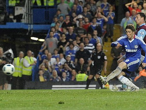 Torres thông nòng, Chelsea đại thắng West Ham