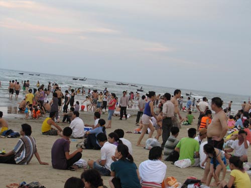 Nhộn nhịp chơi lễ