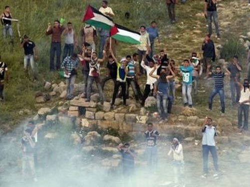 Lính Israel bắn vào người biểu tình ở Golan