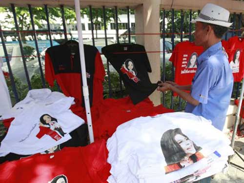 “Áo đỏ” cảnh báo chính phủ mới