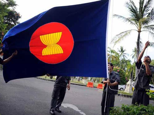 Diễn đàn an ninh ASEAN "nóng" chuyện biển Đông