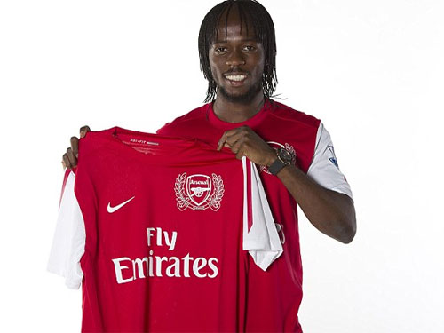 Arsenal trình làng tân binh đắt giá đầu tiên