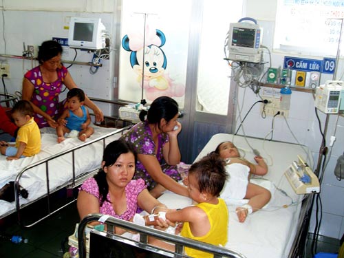 Có thể xuất hiện 2 đỉnh dịch bệnh ở trẻ em