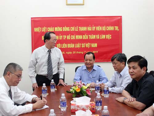Nghiên cứu pháp lý về biển Đông và hải đảo