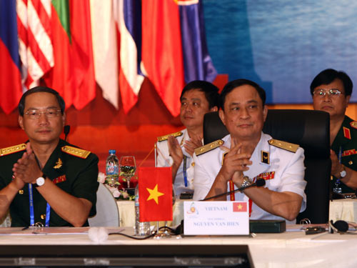 Hải quân ASEAN hợp tác
