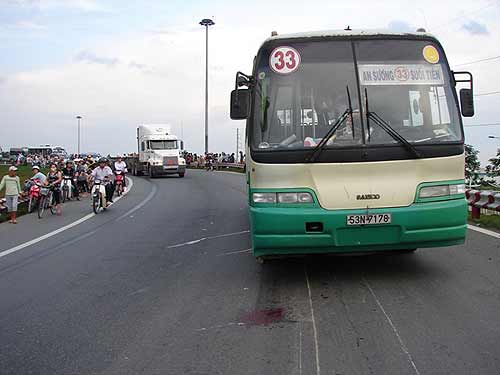 Nghiêm trị tài xế chạy ẩu