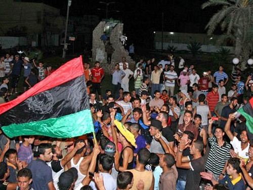 Quân nổi dậy kiểm soát hầu hết Tripoli