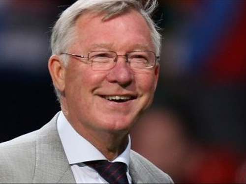 Sir Alex chấm dứt “chiến tranh lạnh” với BBC