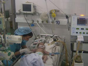 Cứu sống trẻ nhũ nhi sốc sốt xuất huyết nặng
