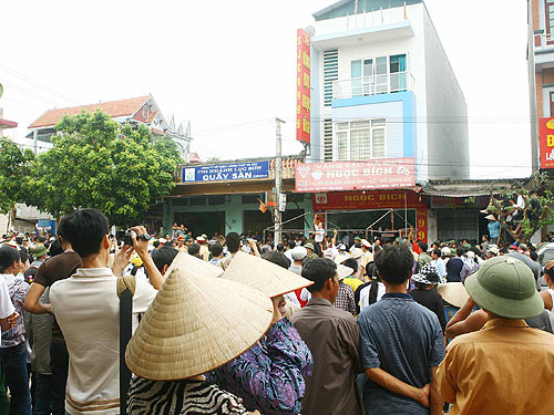 Vụ cướp tiệm vàng ở Bắc Giang: Bảo vệ nghiêm ngặt cháu Bích