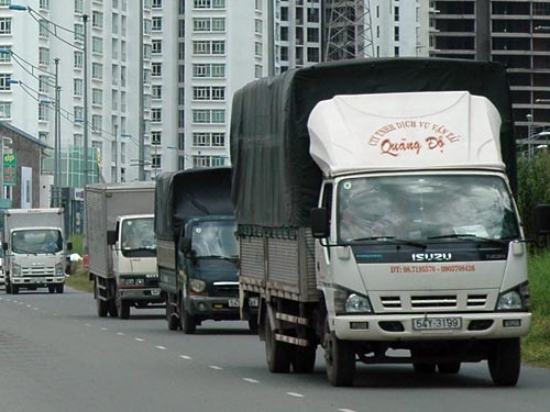 Thêm “giấy phép con” cho tài xế ?