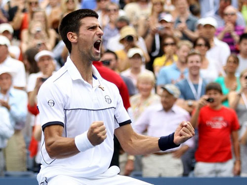 Hạ Federer ngoạn mục, Djokovic vào chung kết gặp Nadal