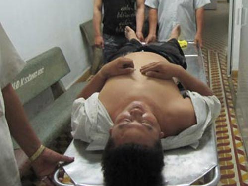Bắt băng trộm xe, "hiệp sĩ" bị đánh bất tỉnh