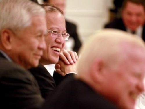 Tổng thống Philippines: "Trung Quốc nên biết điều"