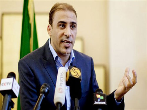"Phát ngôn viên chính quyền Gaddafi giả gái trốn chạy"
