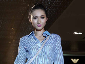 Thời trang Valentino Rudy đến Việt Nam