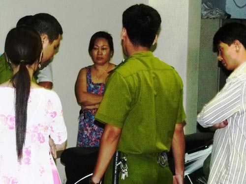 C&aacute;n bộ VKSND Nha Trang c&oacute; chồng bu&ocirc;n ma t&uacute;y, chứa mại d&acirc;m