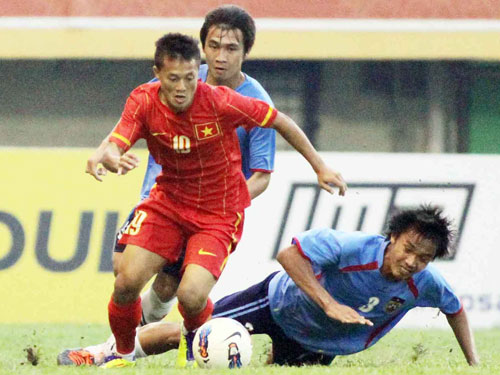 U23 Việt Nam – U23 Lào 3-1: Thắng nhọc nhằn