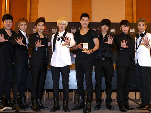 Super Junior đại thắng tại giải MAMA 2011