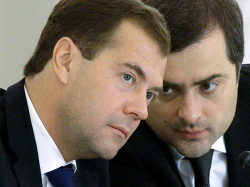 Nga: Thay đổi nhiệm vụ của nhà thiết kế chính trị Surkov