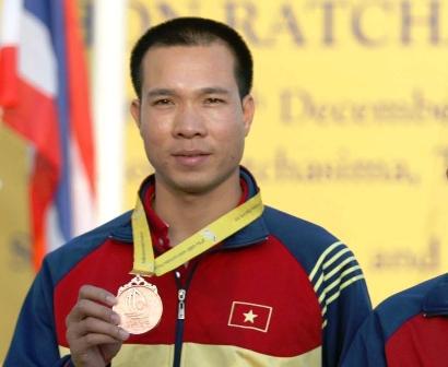 Hoàng Xuân Vinh - xạ thủ cận thị săn HC Olympic