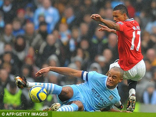 Nhận thẻ đỏ “oan”, thủ quân Man City bị treo giò 4 trận