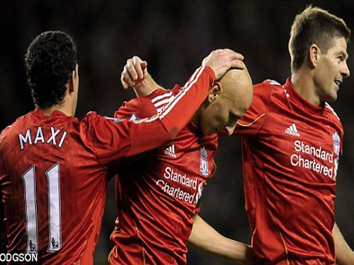 Liverpool ngược dòng vào vòng 4 FA Cup