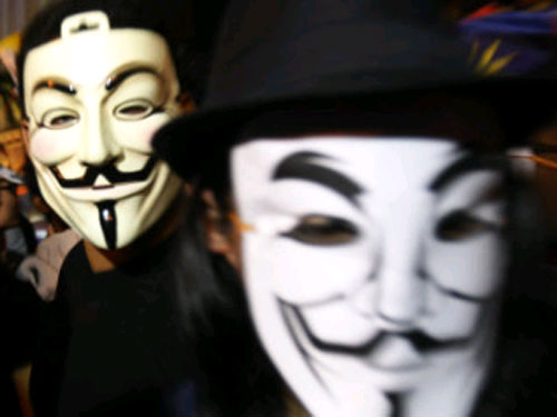 Siêu tin tặc Anonymous đánh sập website của CIA