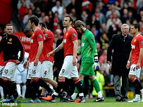 Sir Alex nhờ học trò cũ cứu M.U