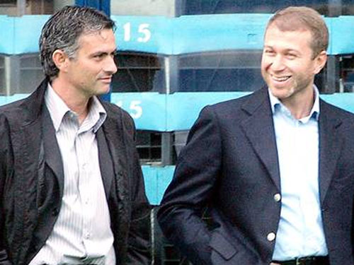 HLV Mourinho làm khó Abramovich