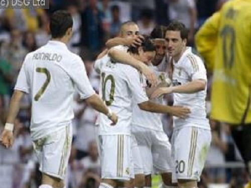 Real Madrid phá kỷ lục của Barca