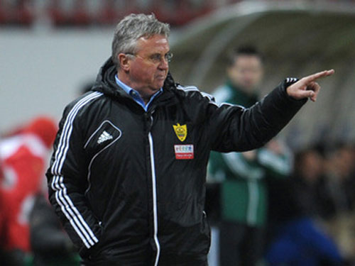 "Phù thủy" Hiddink tuyên bố nghỉ hưu
