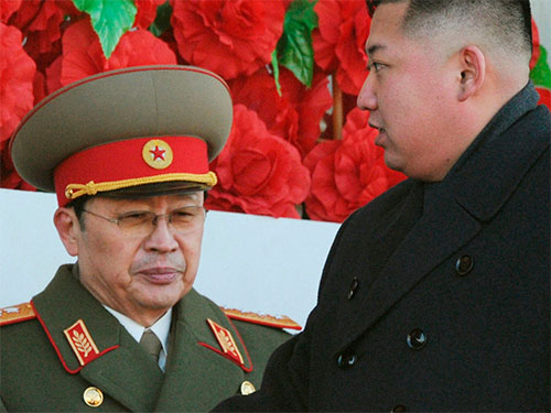 Người dượng quyền lực của Kim Jong-un bị bãi nhiệm