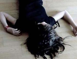 Hà Nội: Cô gái tử vong với chiếc kéo đâm trên ngực