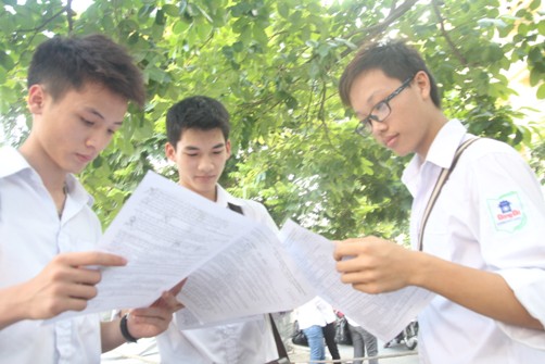 Tỉ lệ đậu tốt nghiệp THPT nhiều địa phương giảm