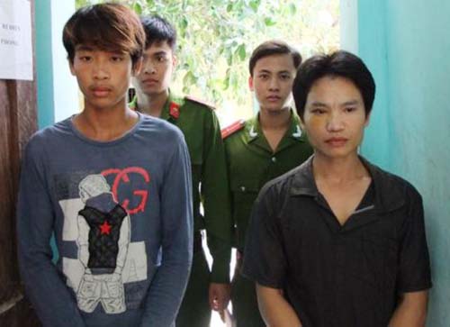 Bỏ người yêu ở lại cho 2 “yêu râu xanh” hãm hiếp